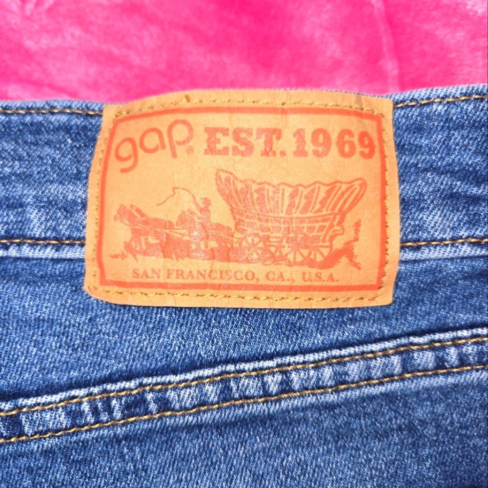 Gap High Rise Shorts Size 8 - Picture 3 of 7